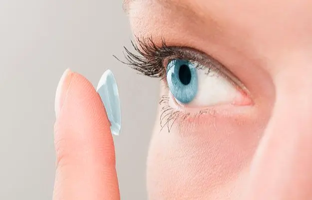 How to Choose the Right Contact Lenses